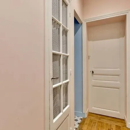 Cozy 2br Flat In Charming Auteuil Appartamento